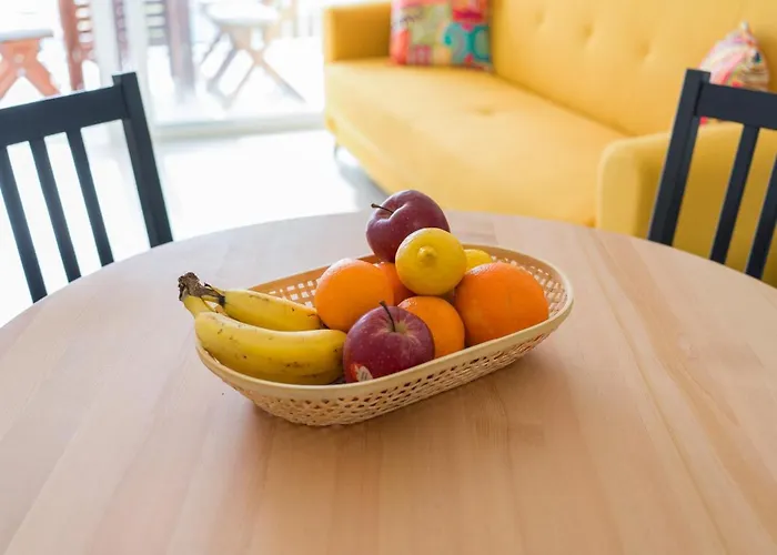 Homeforguest Sunset Senator With Pool And Terrace In